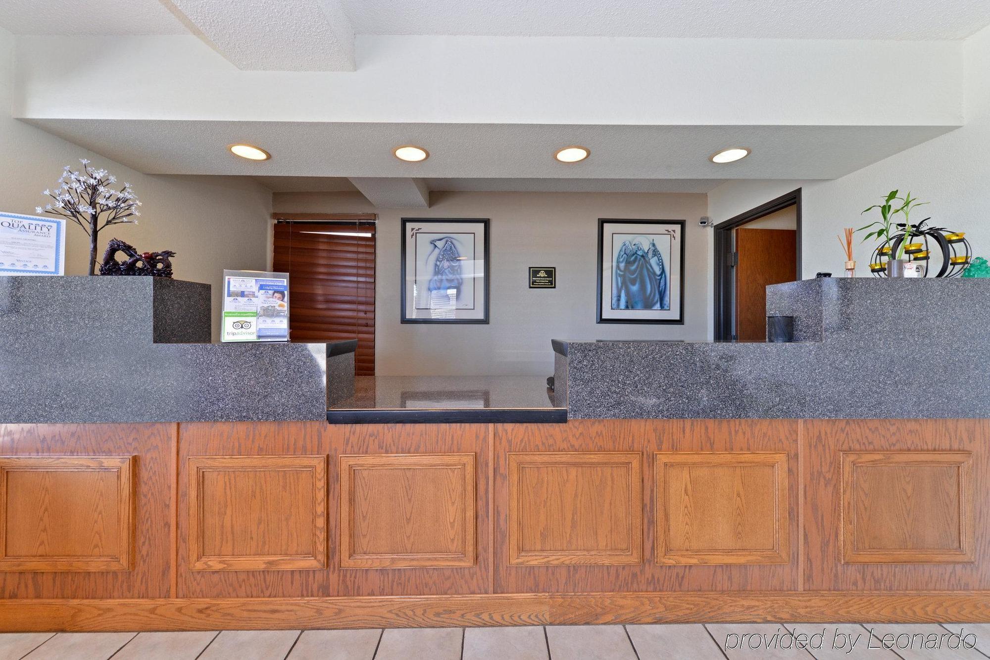 Executive Plus Inn And Suites Elk City Exterior photo